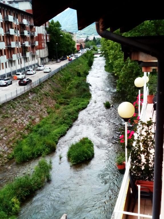 Alloggio Ponte Dei Cavalleggeri 호텔 트렌토 외부 사진